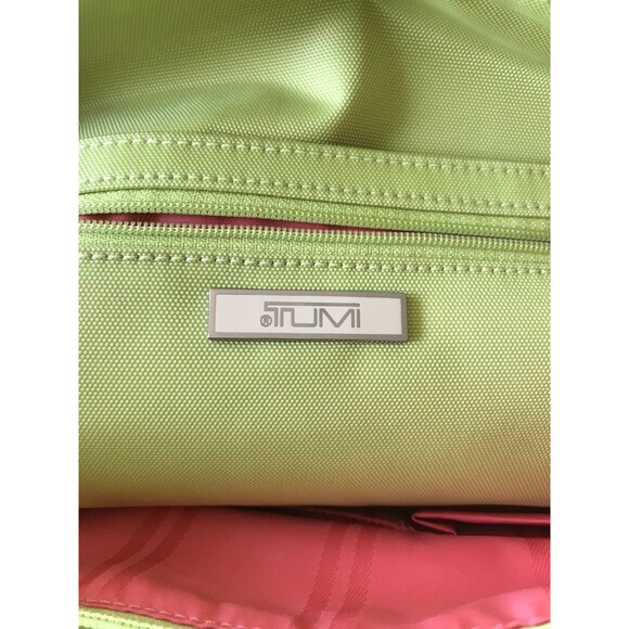 Tumi nylon green laptop case briefcase - Picture 8 of 12
